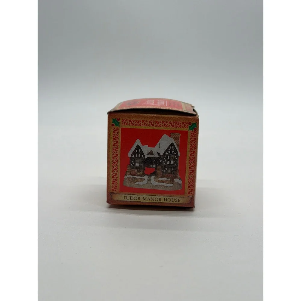 David Winter Cottages Tudor Manor House Christmas Ornament John Hine Studios NEW